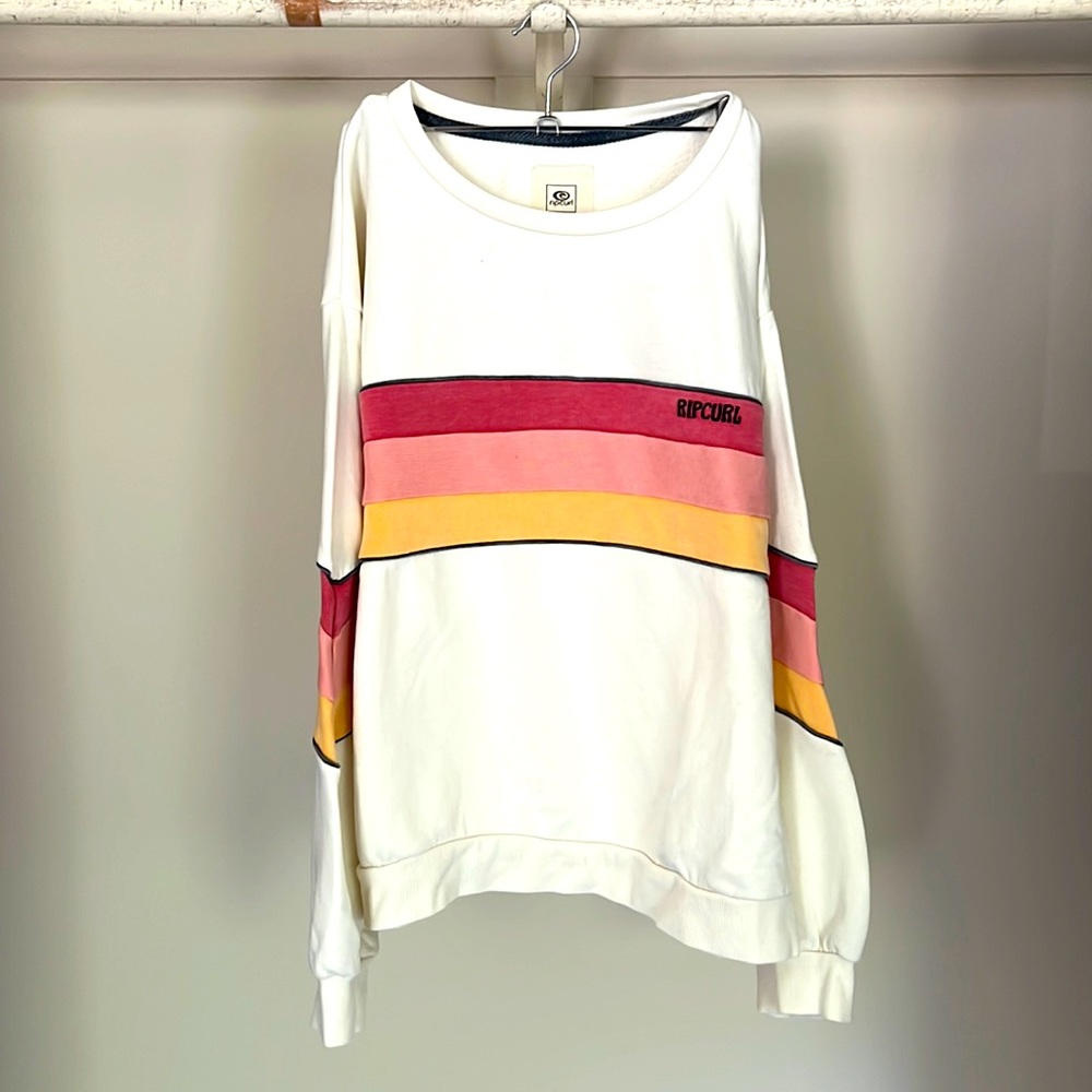 Rip curl slouchy pull over sweater. Great for beach nights and the fall. Size M